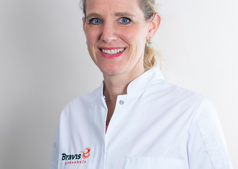 dr. Van der Voort